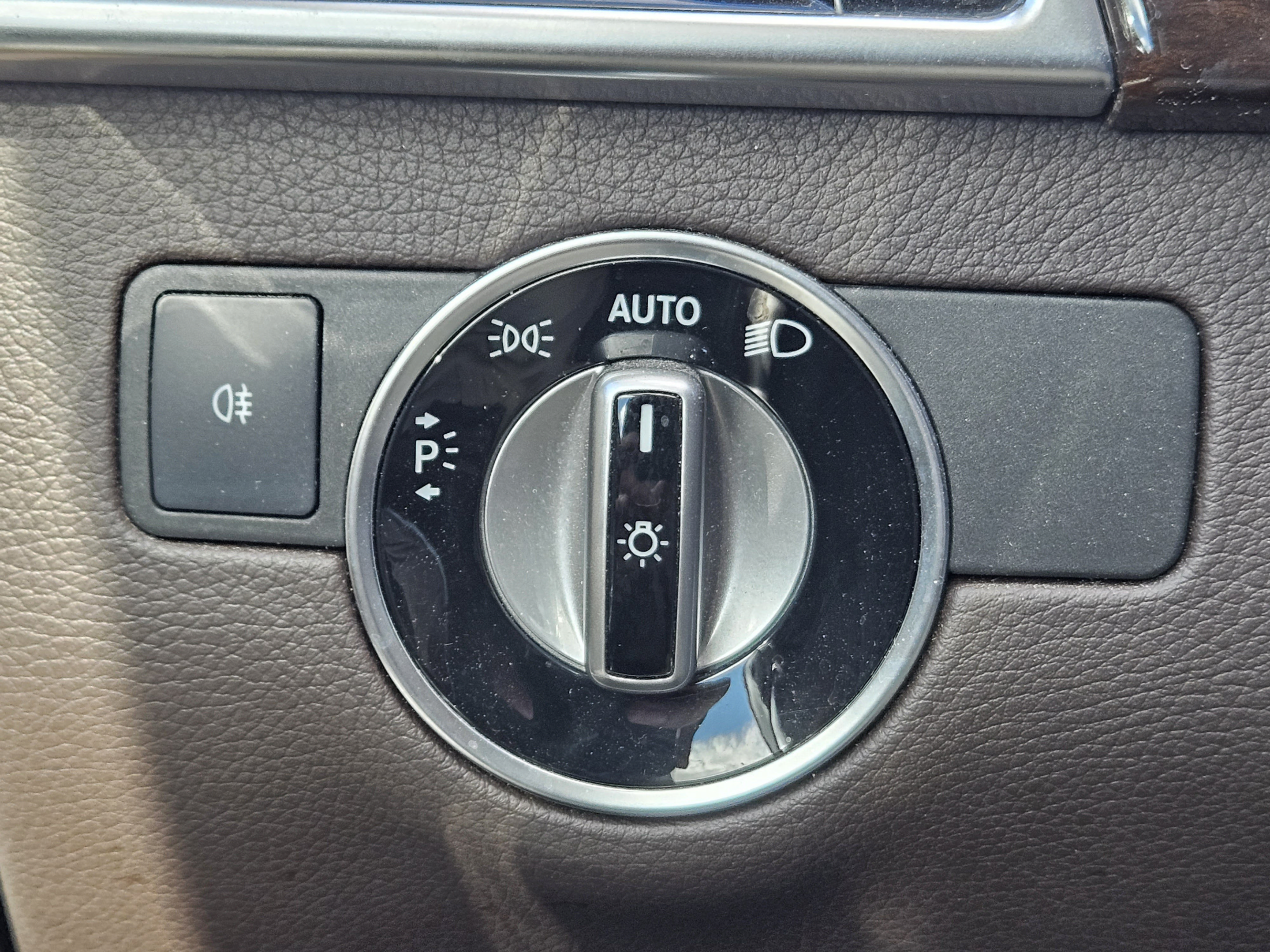 Certified 2018 Mercedes-Benz GLE 350 4MATIC image 22