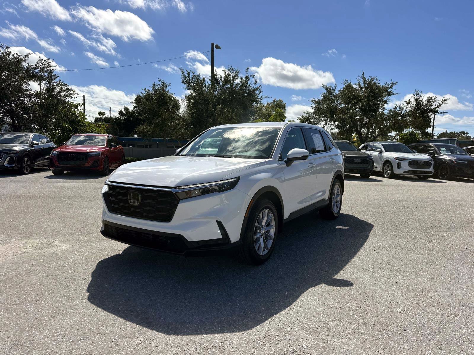 Used 2024 Honda CR-V EX-L image 2