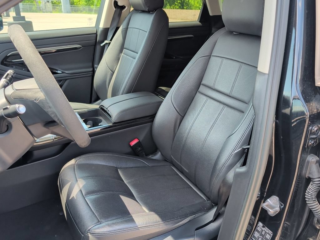 Used 2023 Land Rover Range Rover Evoque S AWD/4WD image 15