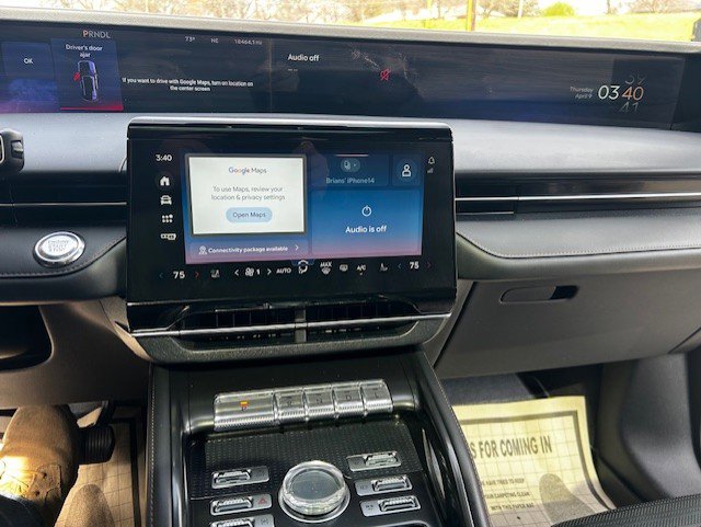 Used 2024 Lincoln Nautilus Reserve w/ Equipment Group 202A image 10