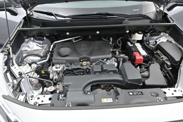Used 2023 Toyota RAV4 LE FWD image 16