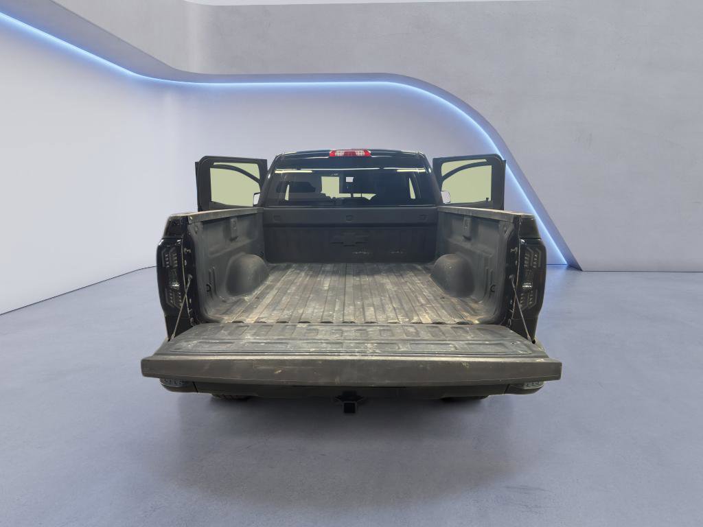 Used 2017 Chevrolet Silverado 1500 LT w/ Redline Edition image 11