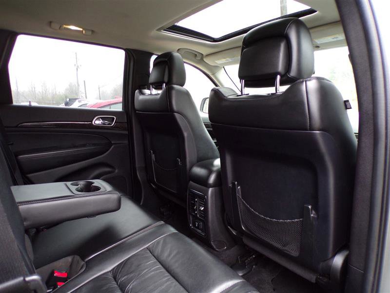 Used 2012 Jeep Grand Cherokee Laredo image 23