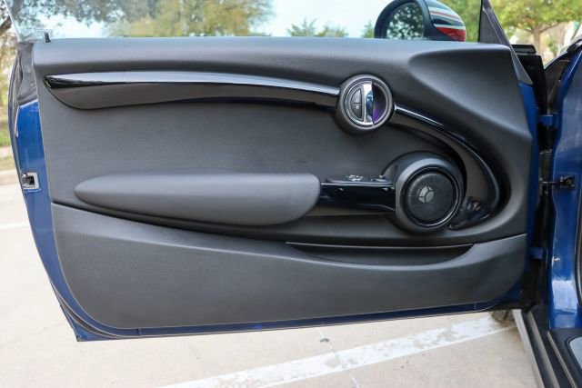 Used 2017 MINI Cooper S image 11