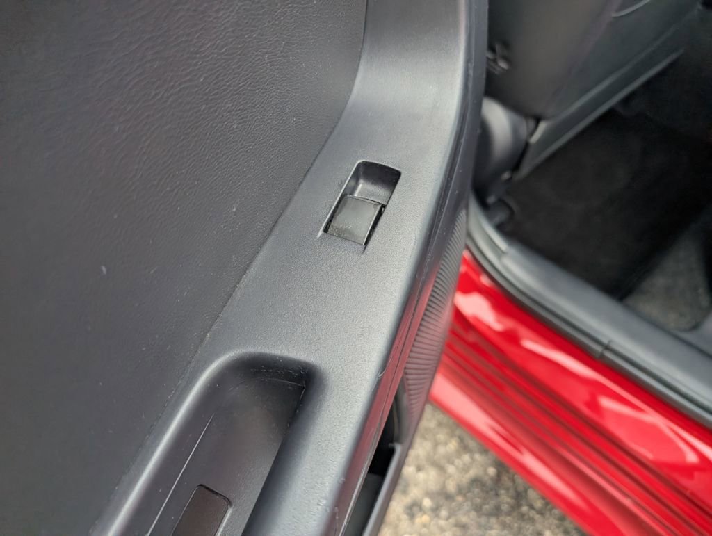 Used 2012 Mitsubishi Lancer SE image 11