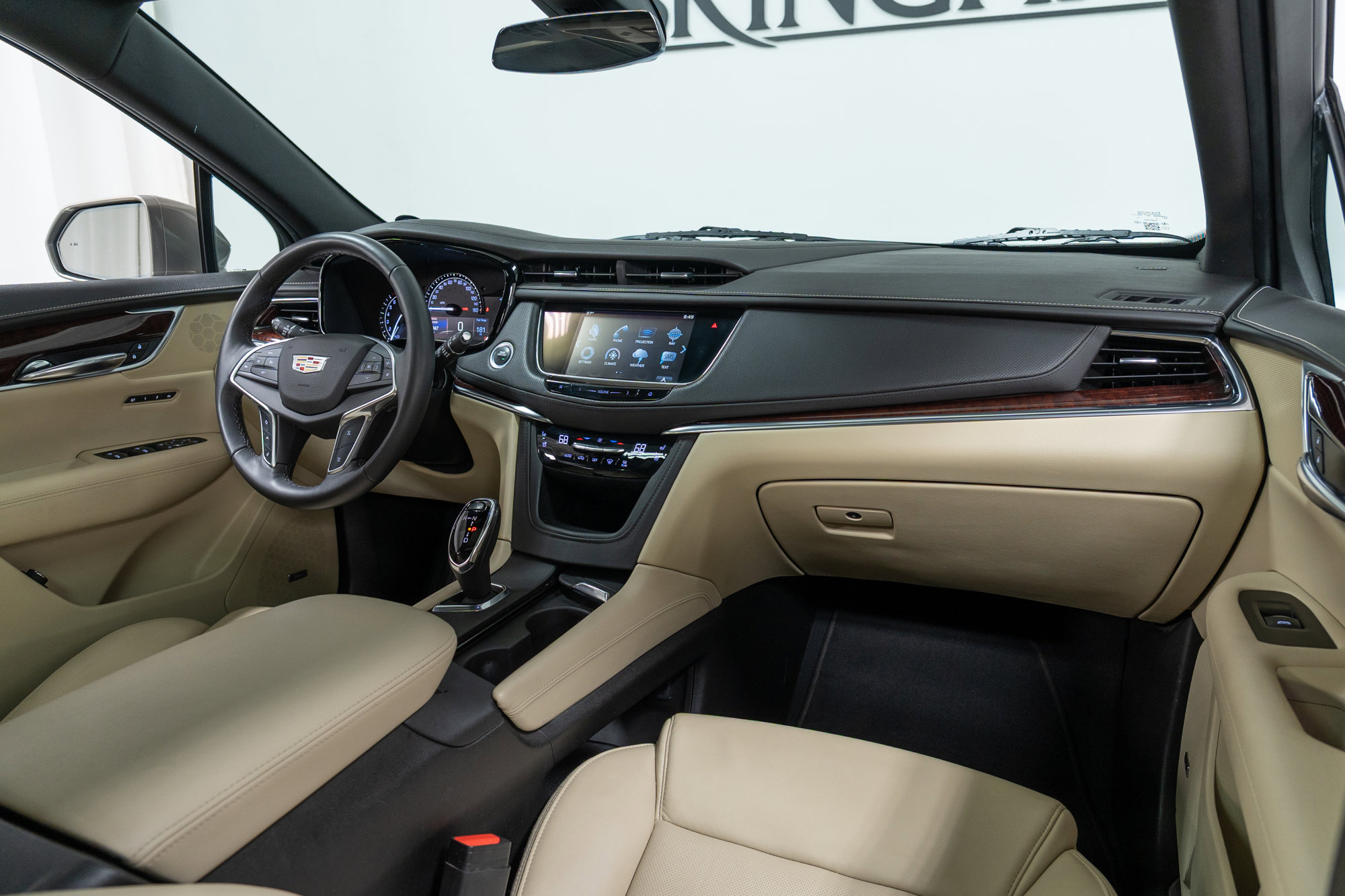 Used 2017 Cadillac XT5 Premium Luxury image 14