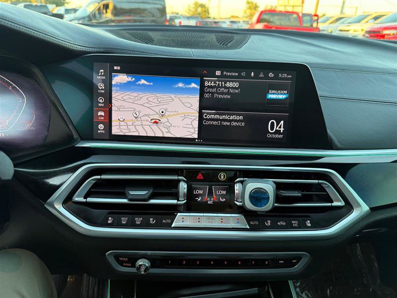 Used 2019 BMW X5 xDrive50i w/ M Sport Package image 39