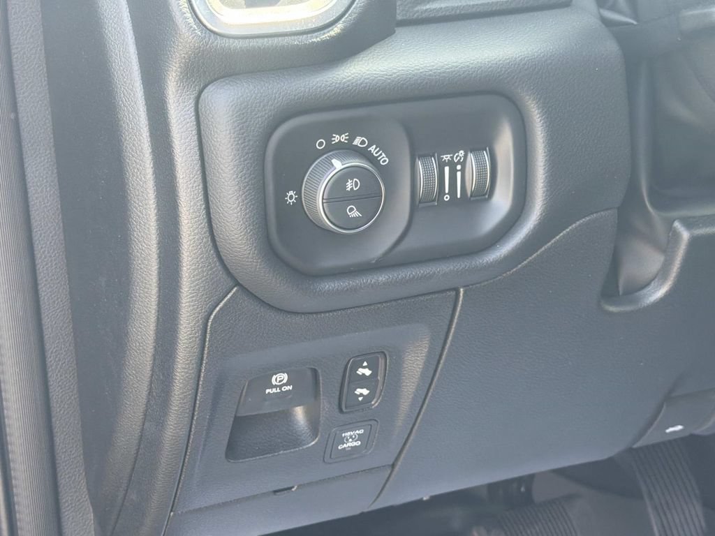 New 2026 RAM 1500 Big Horn AWD/4WD image 16
