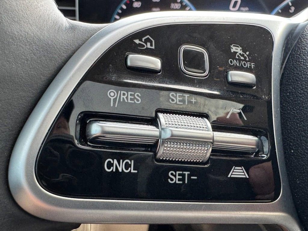 Used 2022 Mercedes-Benz GLE 350 4MATIC image 17