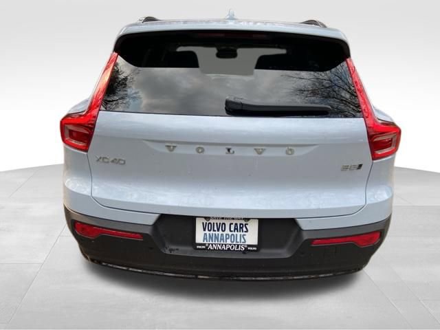 New 2026 Volvo XC40 B5 Ultra w/ Climate Package image 6