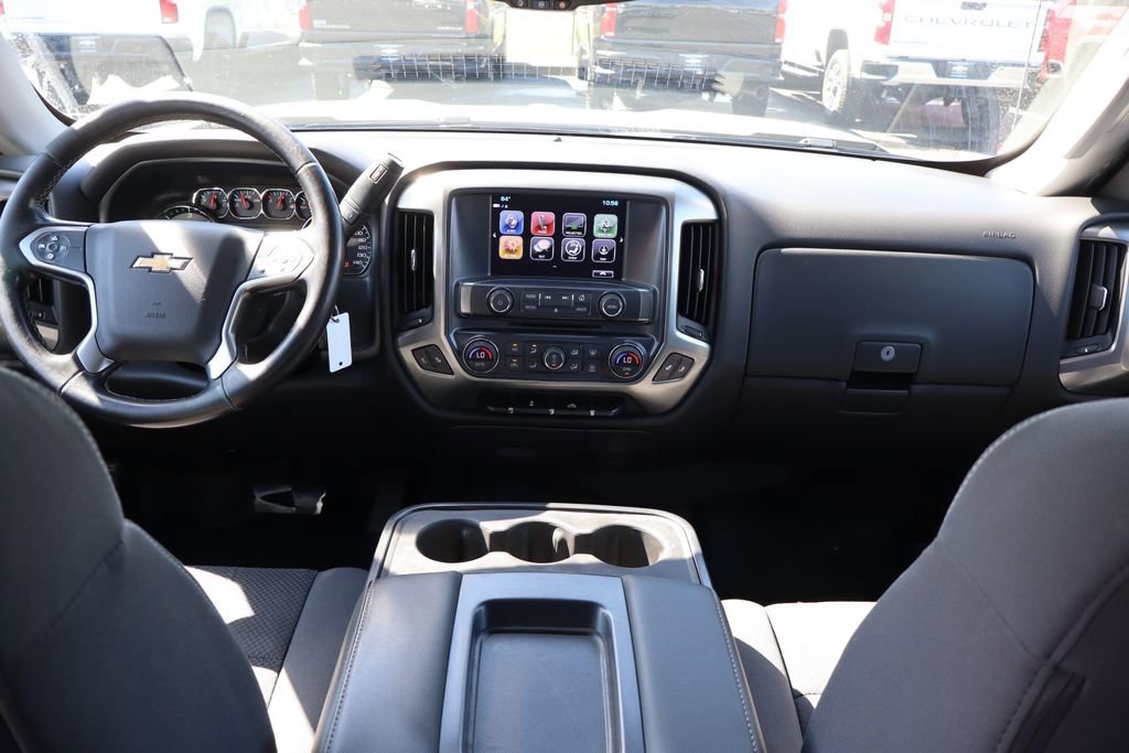 Used 2018 Chevrolet Silverado 1500 LT w/ All Star Edition AWD/4WD image 17