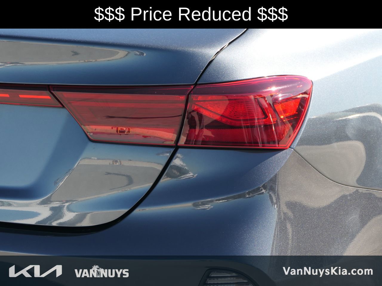 Used 2023 Kia Forte LXS w/ LXS Technology Package image 4