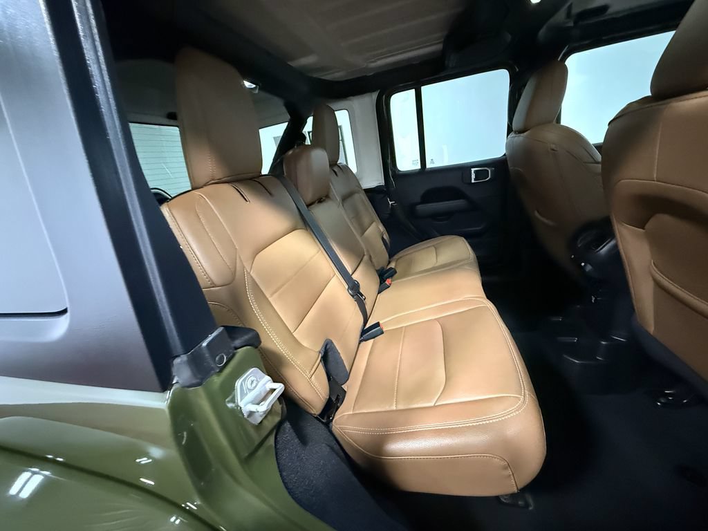 Used 2023 Jeep Wrangler Unlimited Sahara w/ Dual Top Group AWD/4WD image 14