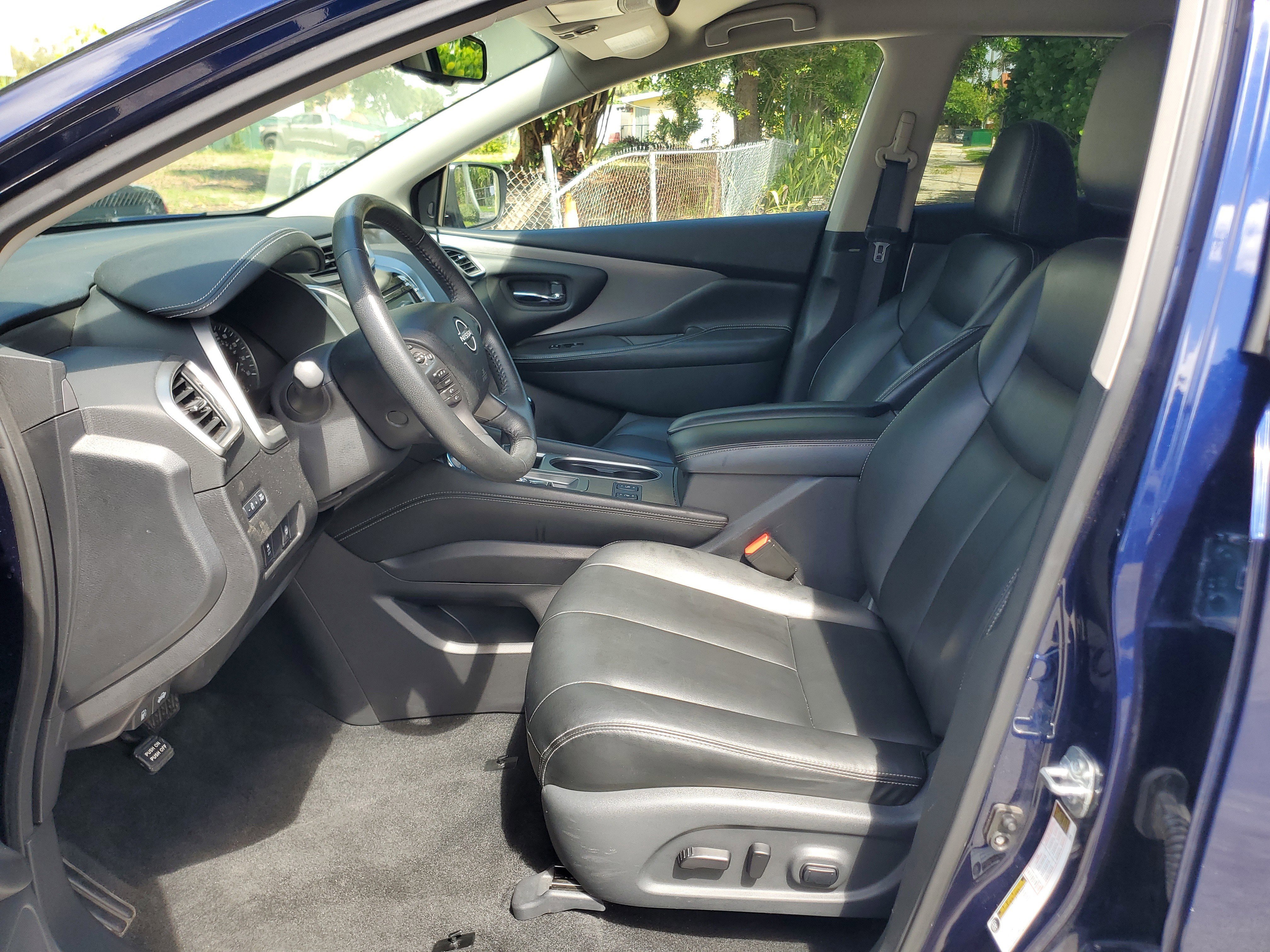 Used 2023 Nissan Murano SV image 17