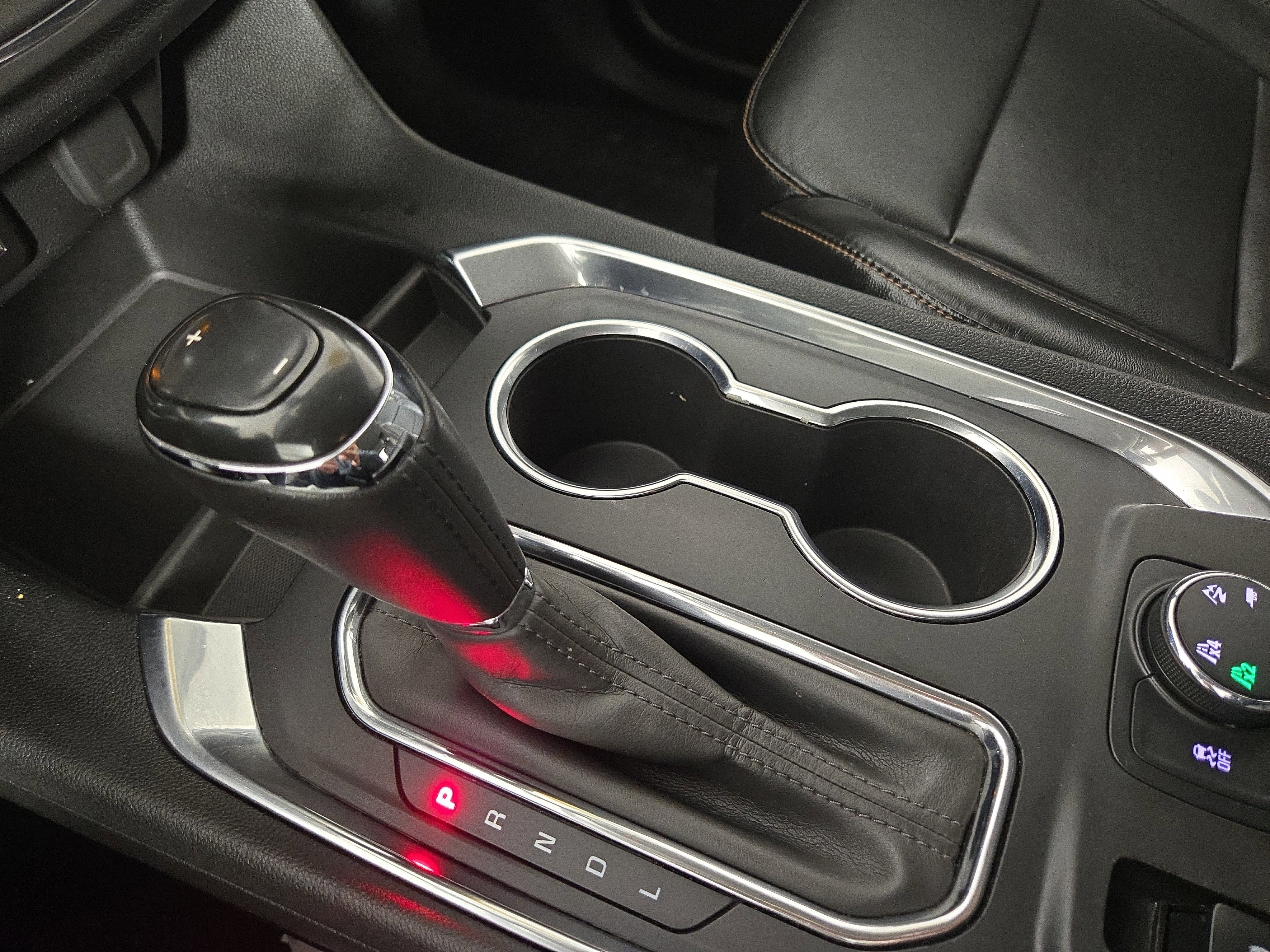 Used 2019 Chevrolet Traverse LT w/ LPO, Floor Liner Package image 24