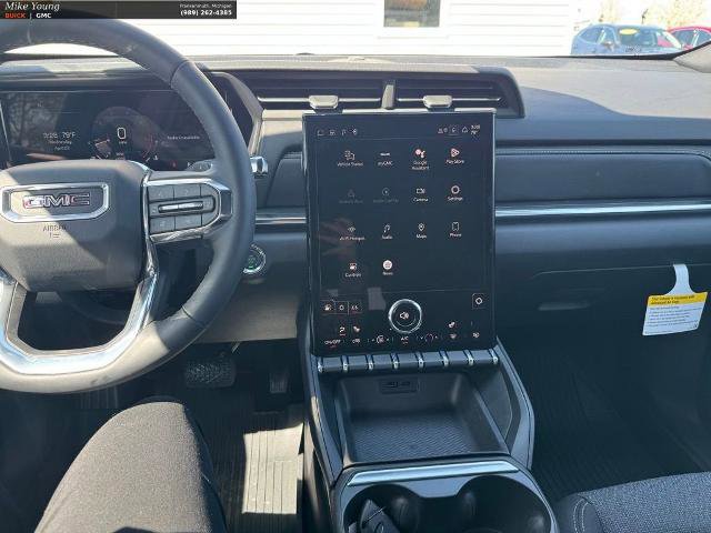 New 2026 GMC Terrain Elevation w/ Black Edition FWD image 21