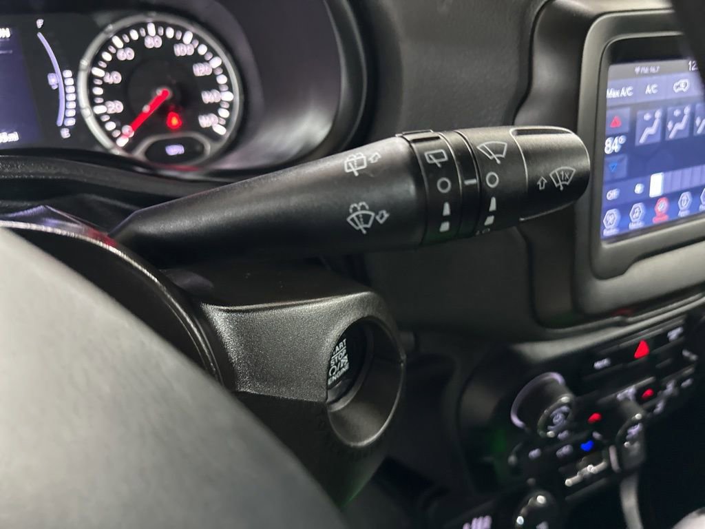 Used 2020 Jeep Renegade Latitude image 35