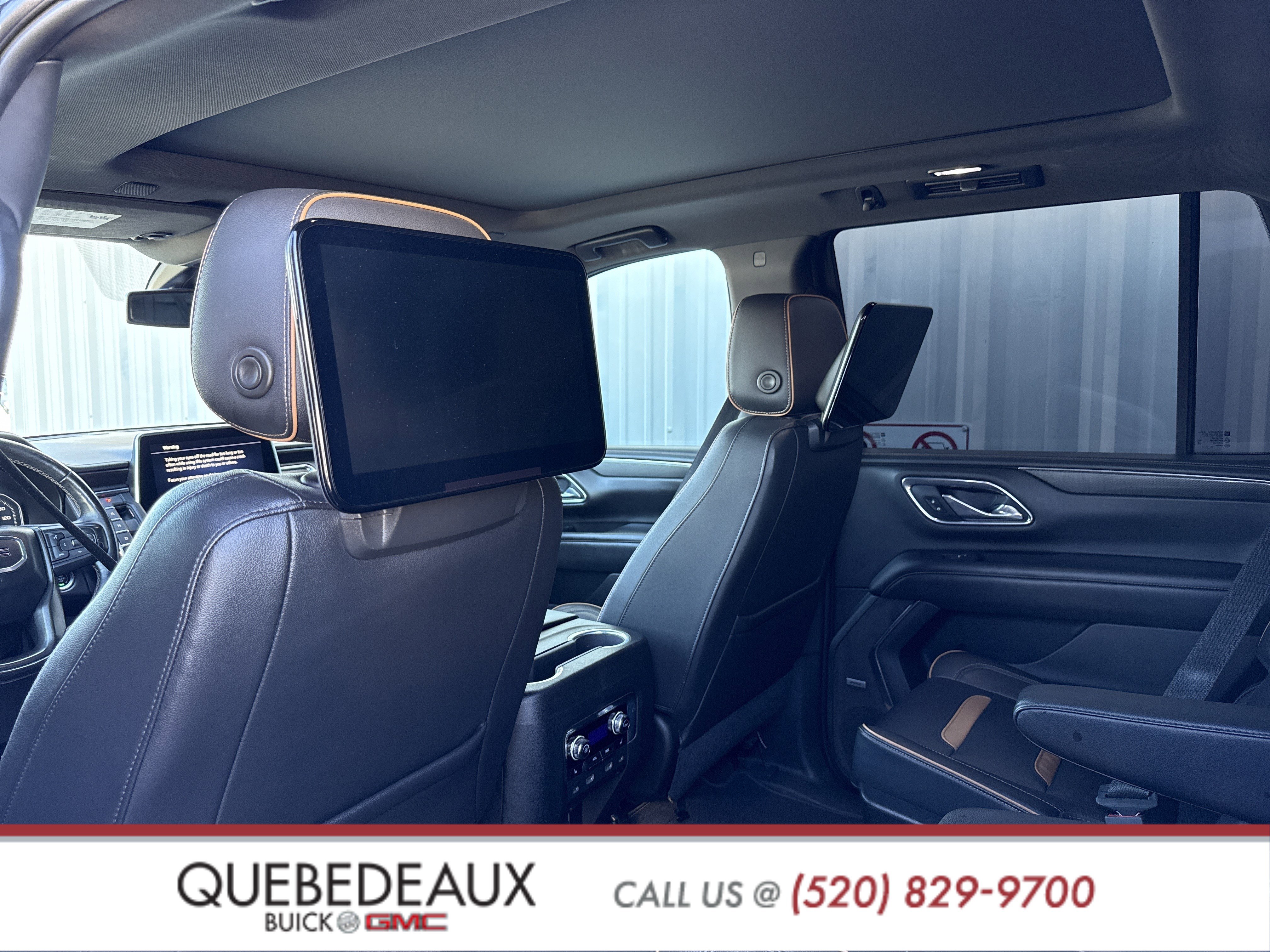 Used 2021 GMC Yukon AT4 w/ AT4 Premium Plus Package image 30