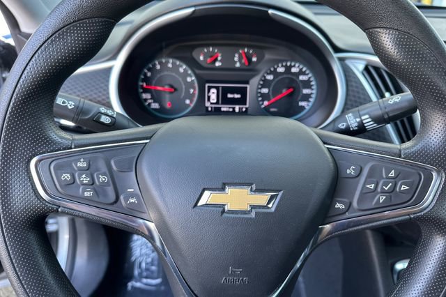 Used 2023 Chevrolet Malibu LT image 25