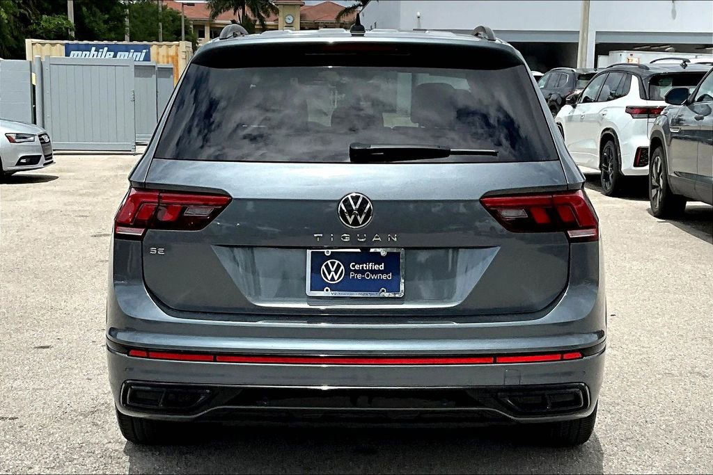 Certified 2023 Volkswagen Tiguan SE R-Line image 6