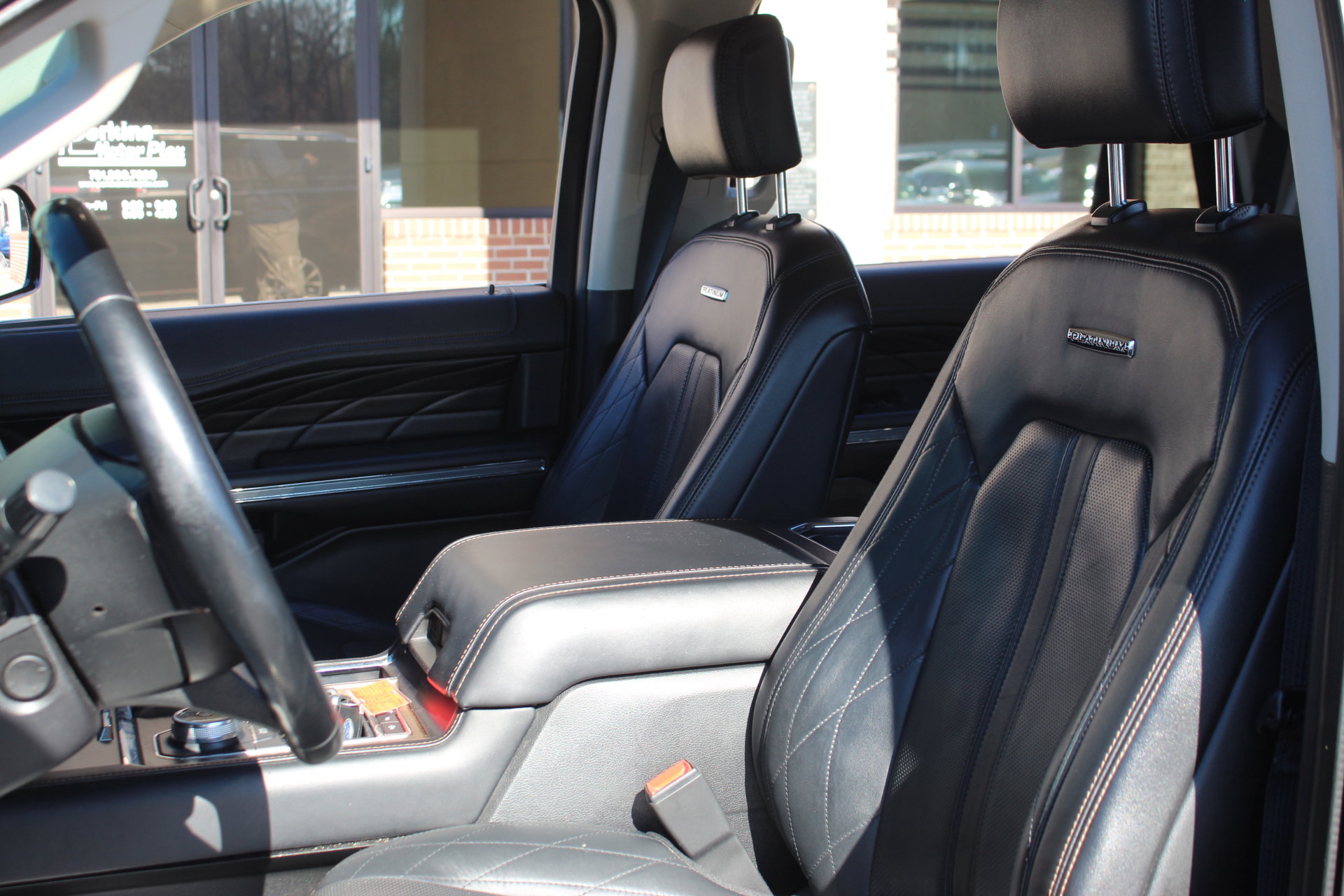 Used 2018 Ford Expedition Max Platinum image 16