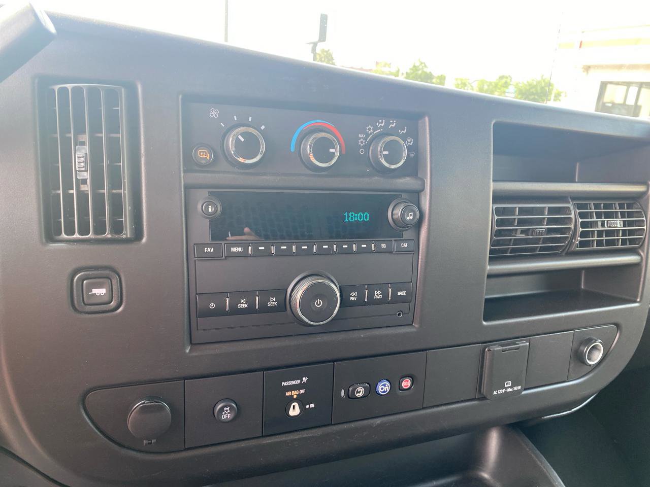 Used 2020 Chevrolet Express 2500 w/ Driver Convenience Package RWD image 27