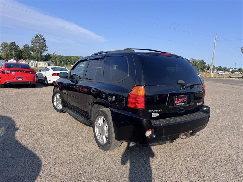 Used 2008 GMC Envoy Denali AWD/4WD image 3