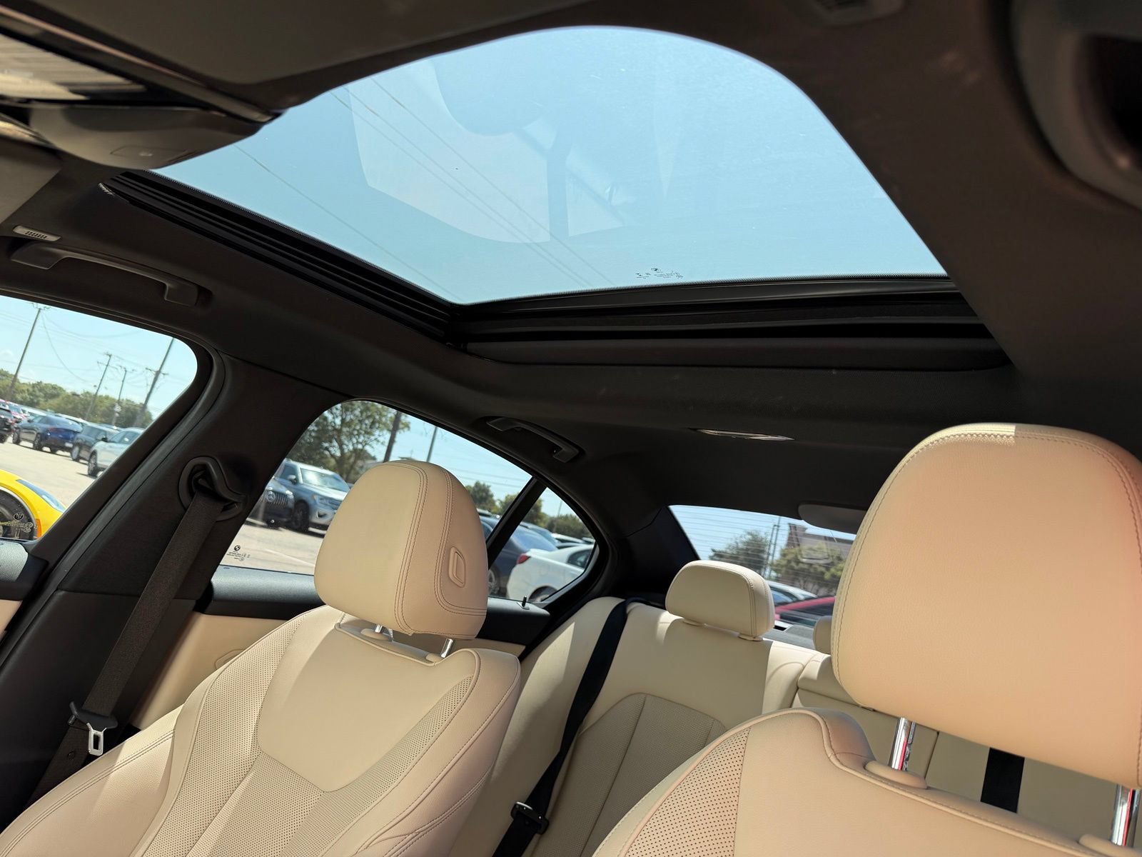 Used 2023 BMW 330e w/ Driving Assistance Package RWD image 27