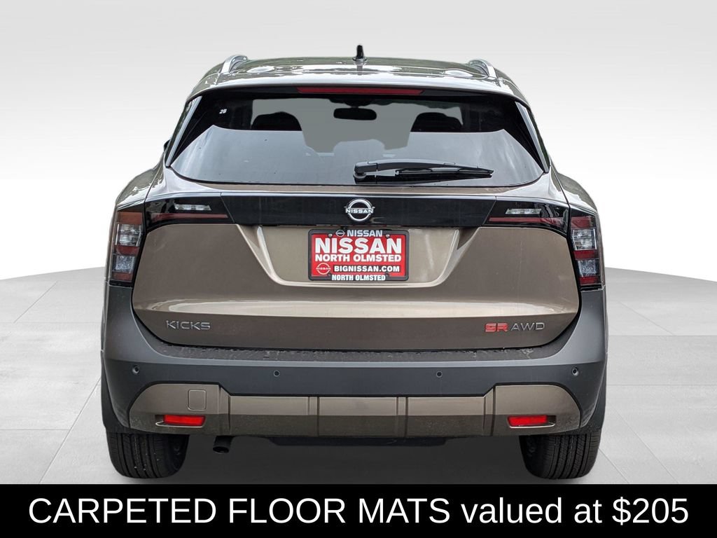 New 2026 Nissan Kicks SR w/ SR Premium Package AWD/4WD image 10
