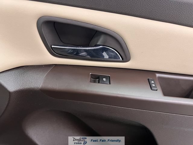 Used 2016 Chevrolet Cruze LTZ w/ Sun, Sound and Sport Package FWD image 35