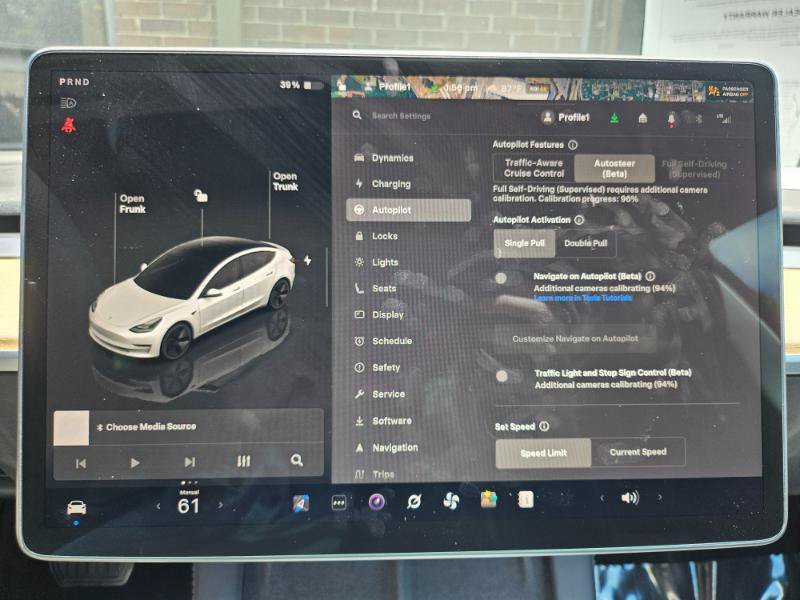 Used 2023 Tesla Model 3 Standard Range RWD image 47