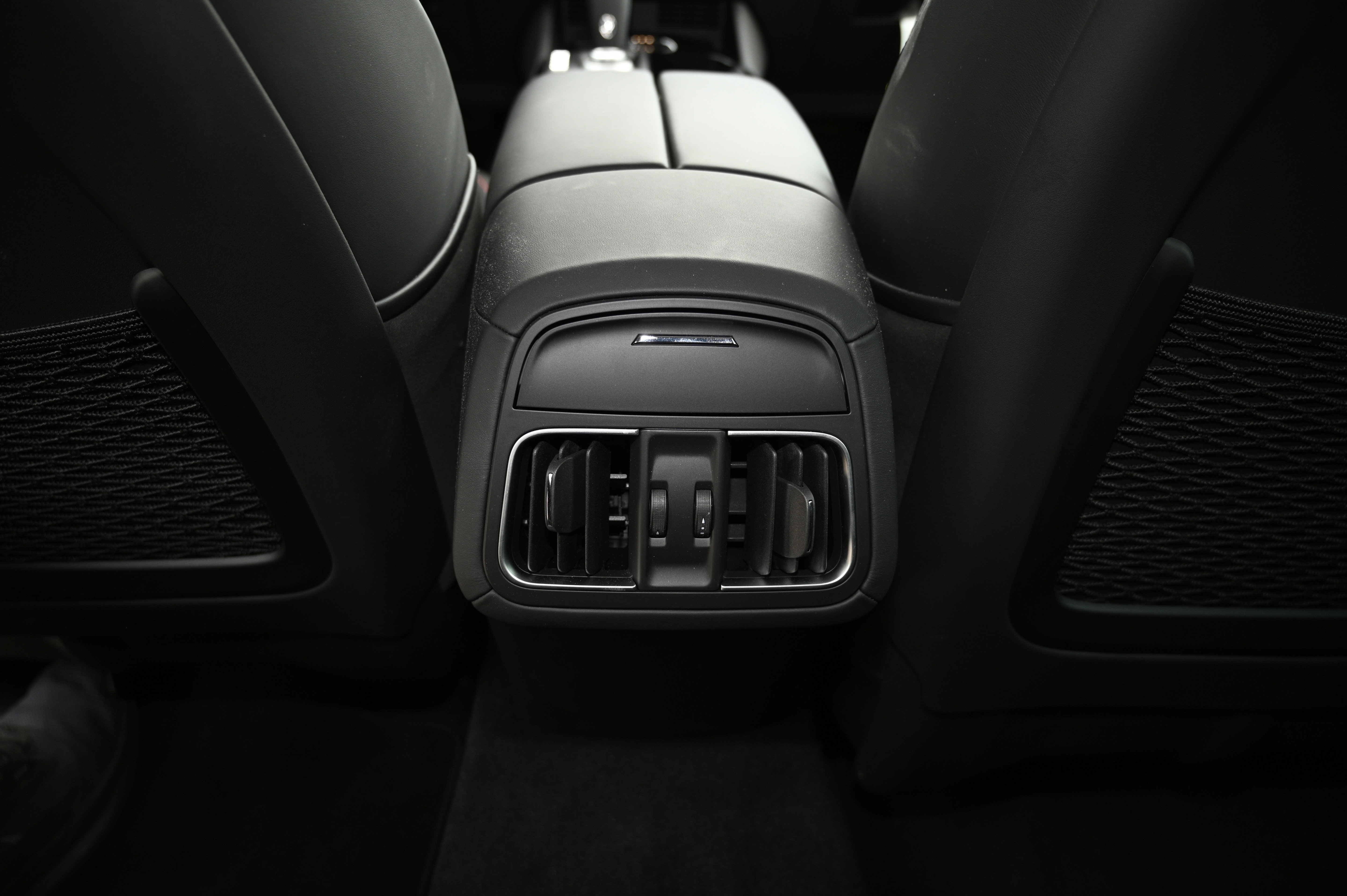 New 2024 Maserati Levante Modena Ultima image 32