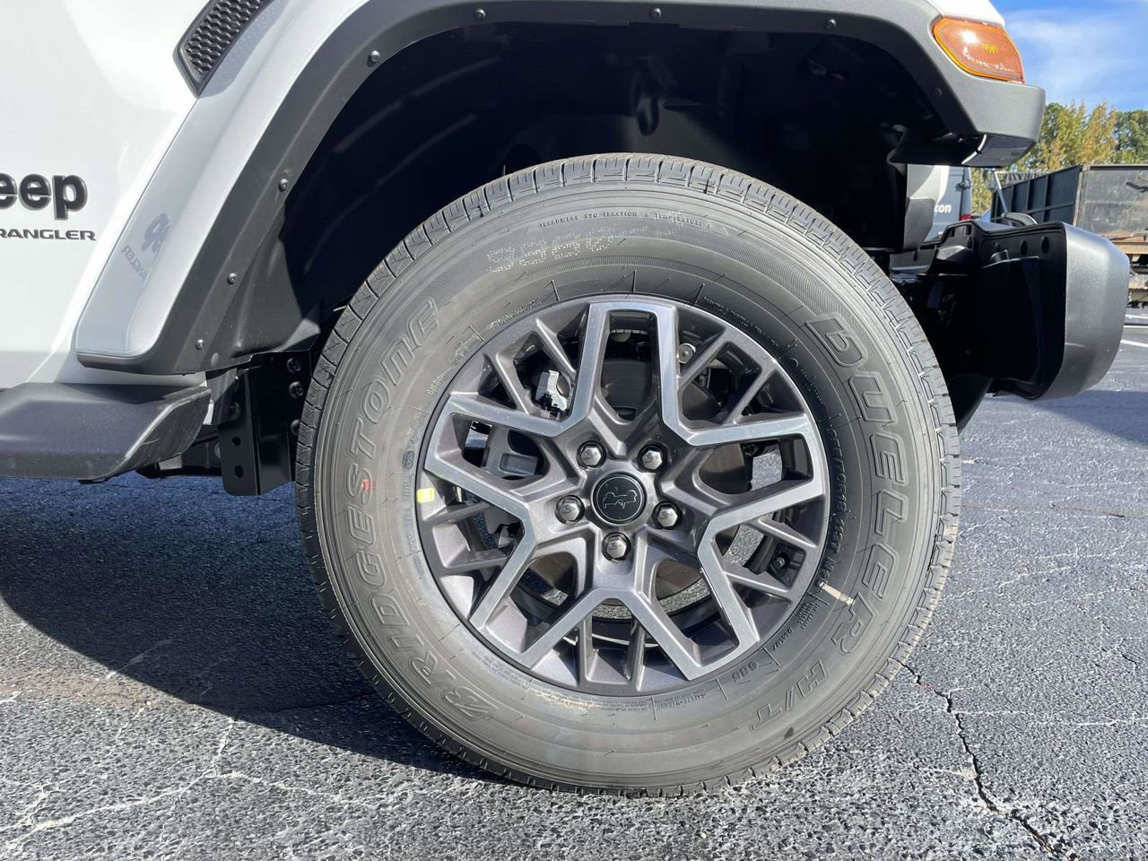 New 2026 Jeep Wrangler Unlimited Sahara AWD/4WD image 35