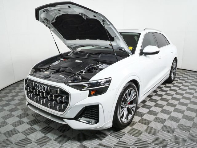 Used 2024 Audi Q8 Prestige AWD/4WD image 35