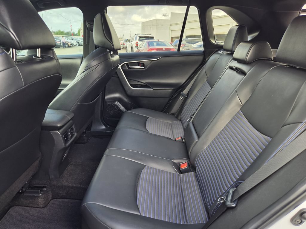 Used 2023 Toyota RAV4 XSE AWD/4WD image 30