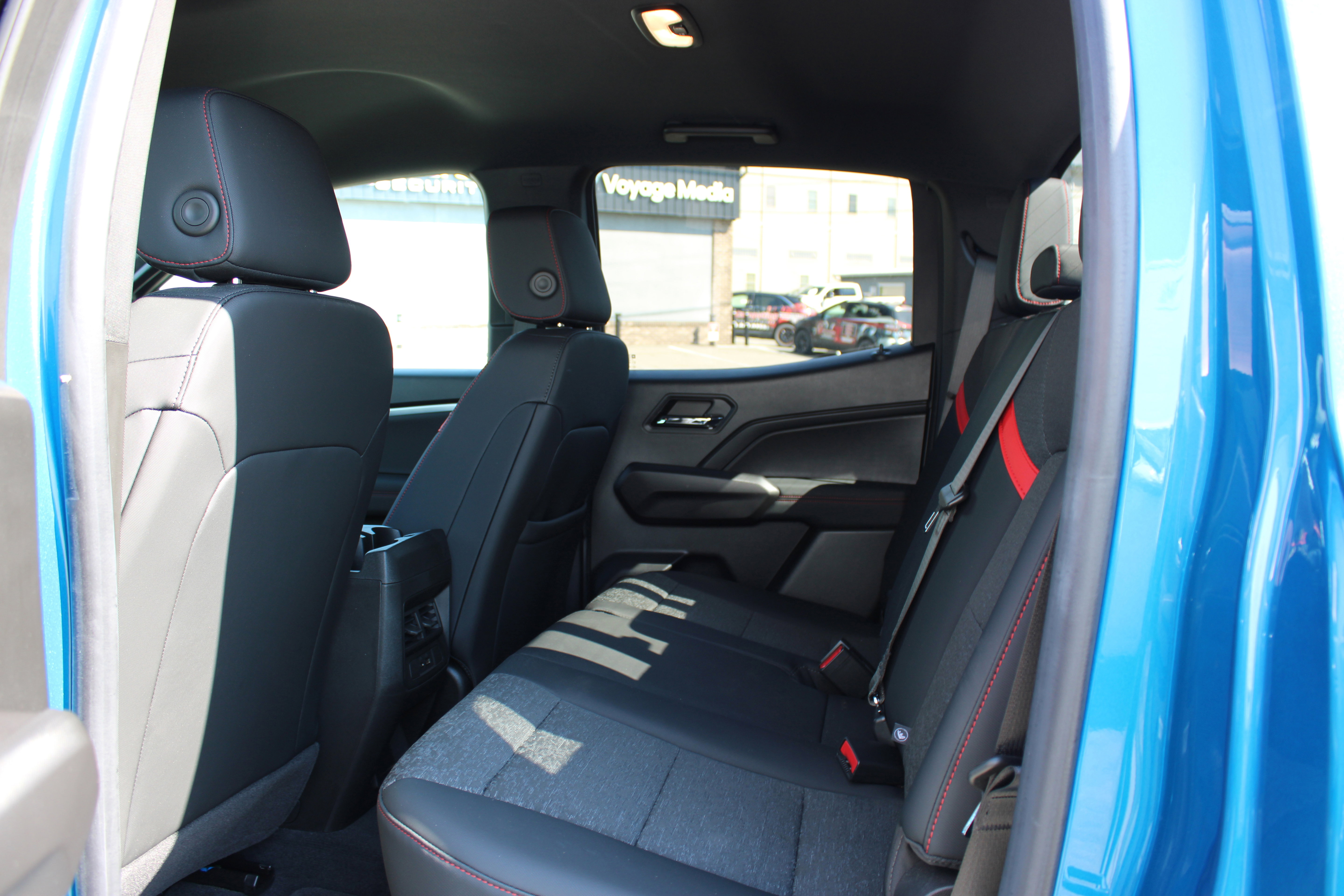 Used 2023 Chevrolet Colorado Z71 w/ Advanced Trailering Package image 11