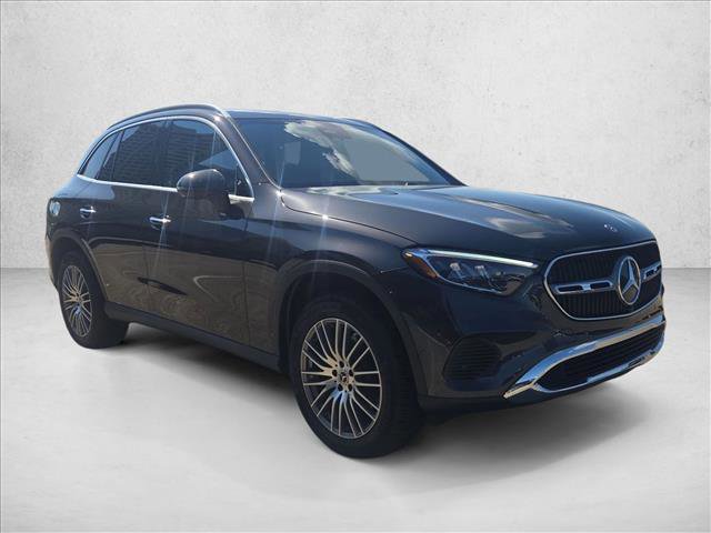 Certified 2026 Mercedes-Benz GLC 300 image 2