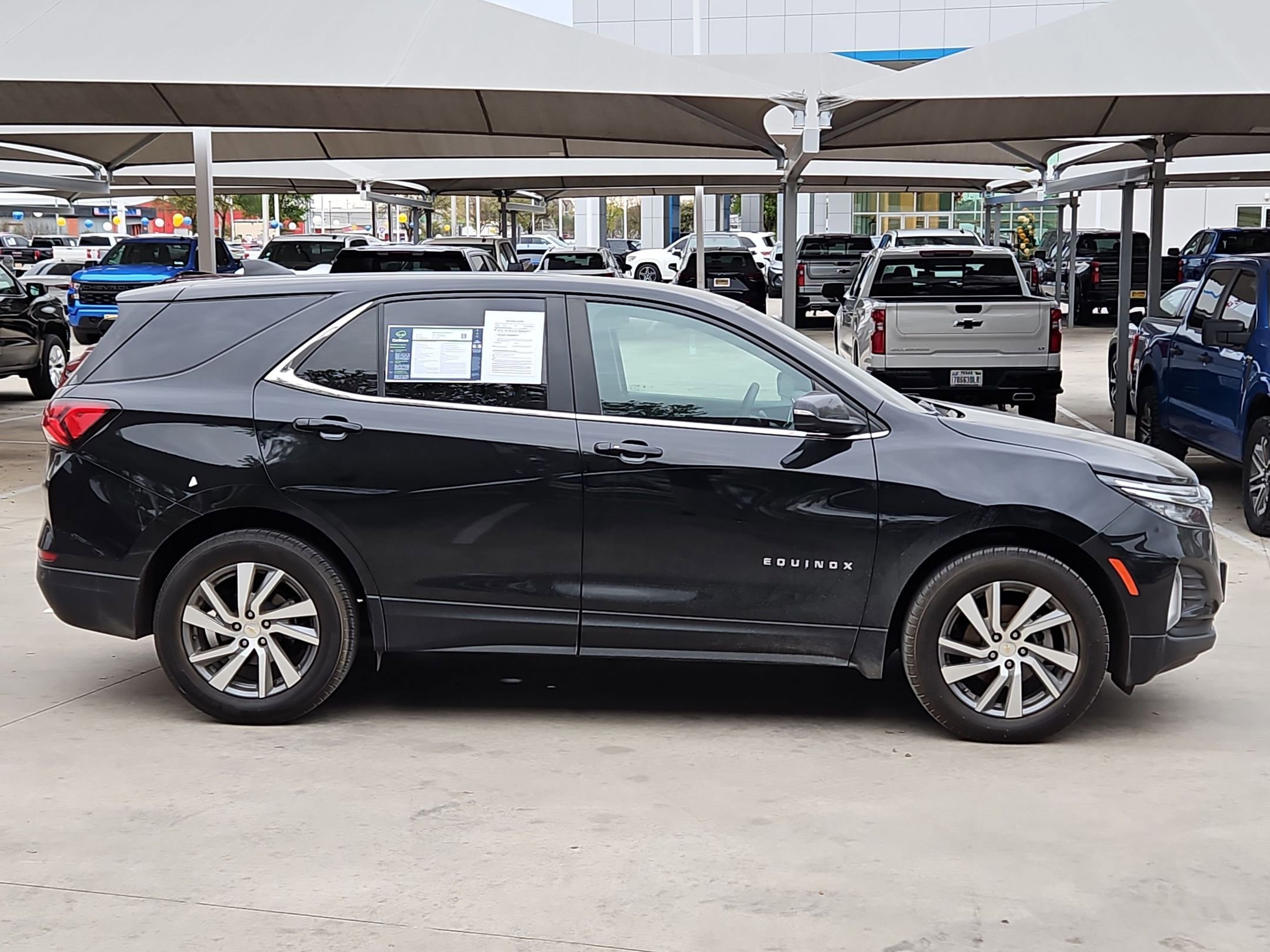 Certified 2024 Chevrolet Equinox LT image 2