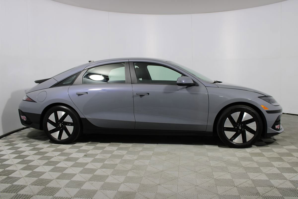 Used 2024 Hyundai Ioniq 6 SE AWD/4WD image 34