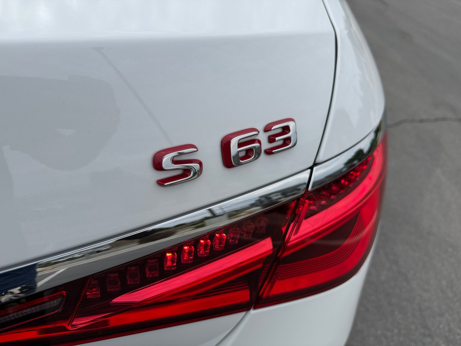 Certified 2025 Mercedes-Benz S 63 AMG S image 24