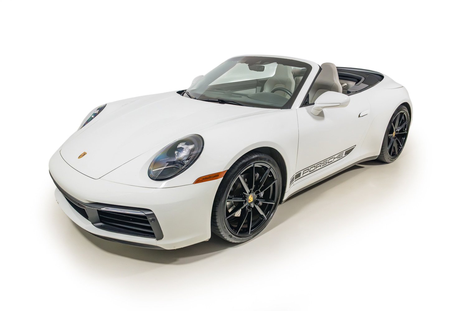 Used 2022 Porsche 911 Carrera RWD image 4