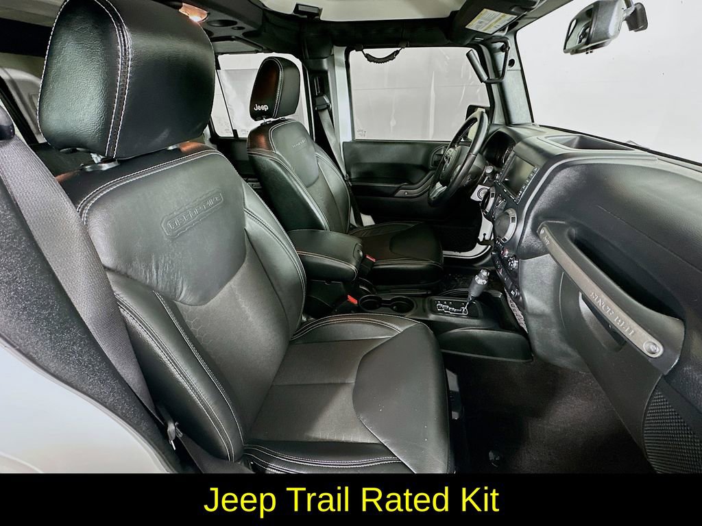 Used 2018 Jeep Wrangler Unlimited Sport image 32