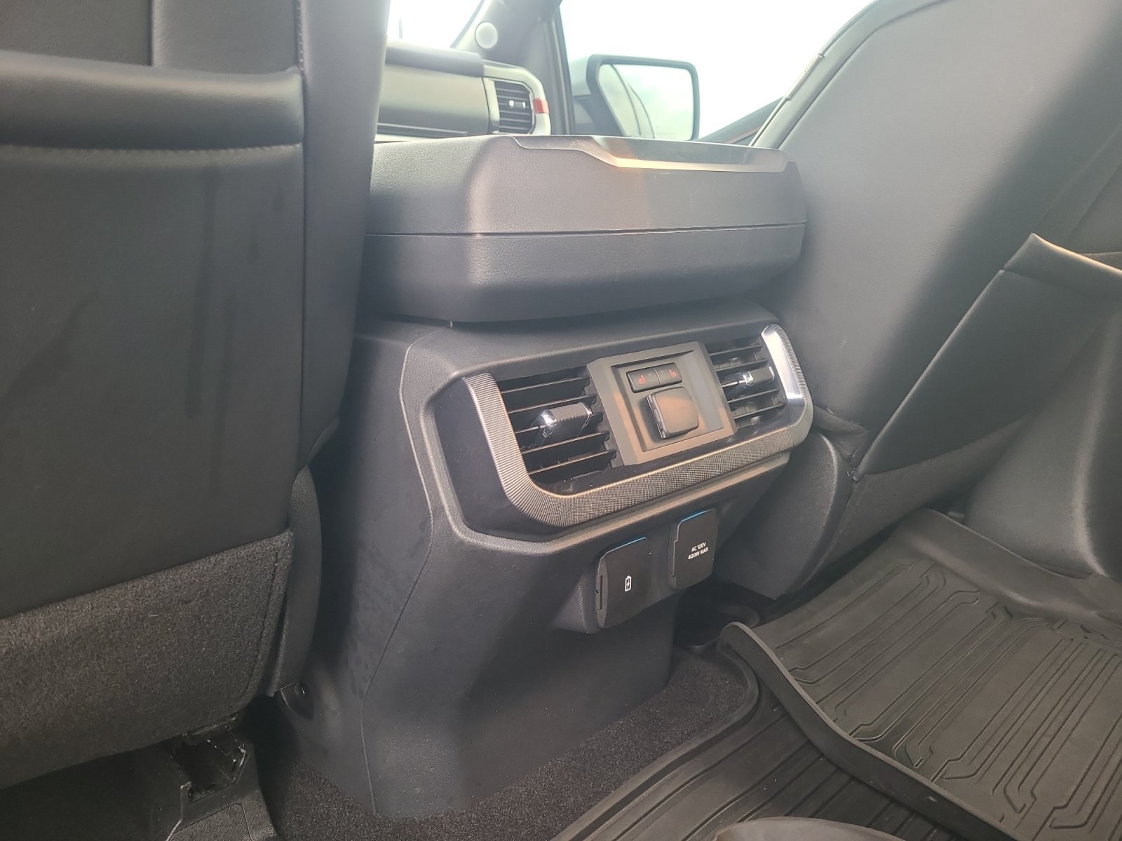 Used 2022 Ford F150 Raptor w/ Equipment Group 801A High AWD/4WD image 32