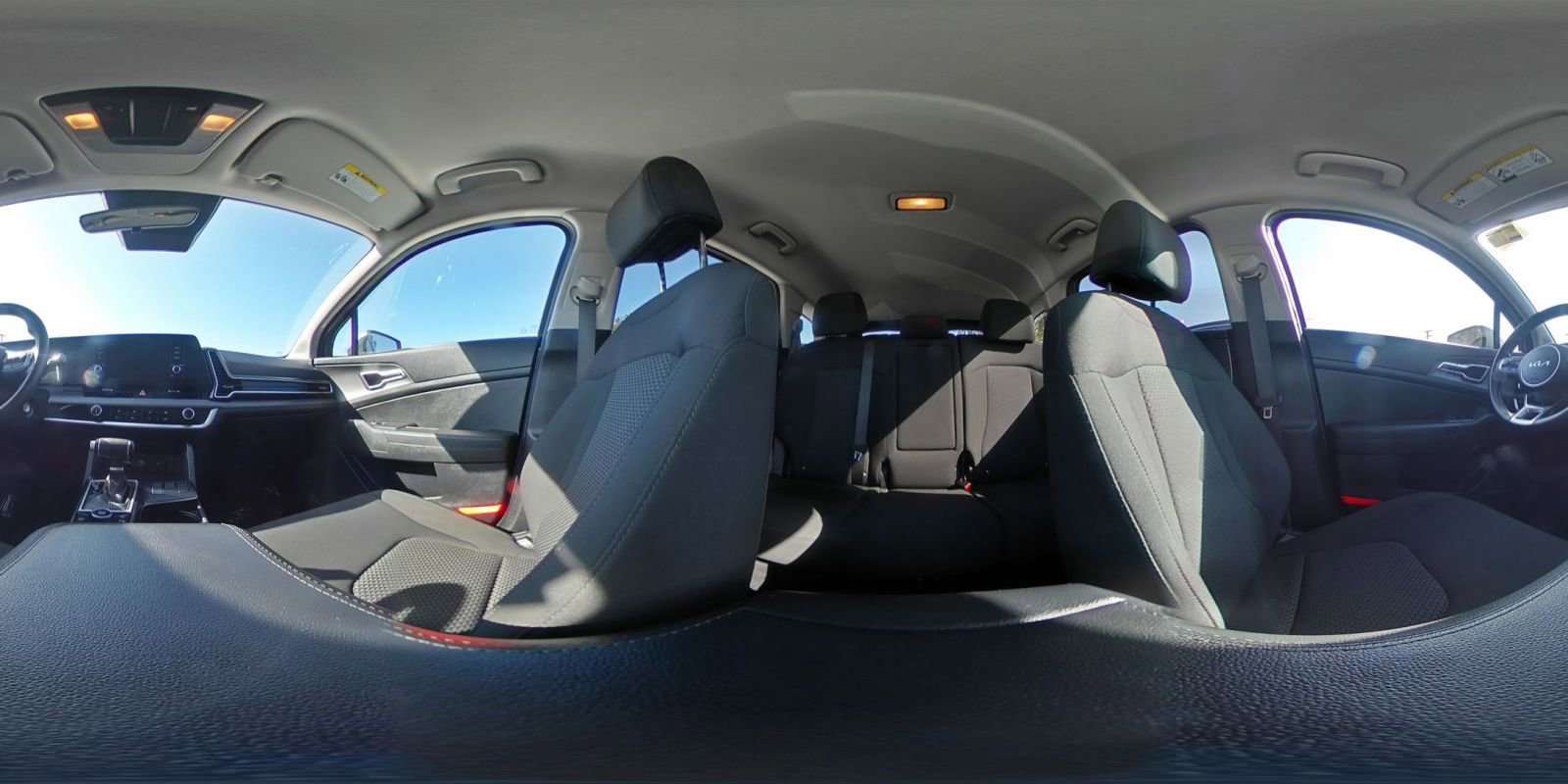 Used 2025 Kia Sportage LX FWD image 42