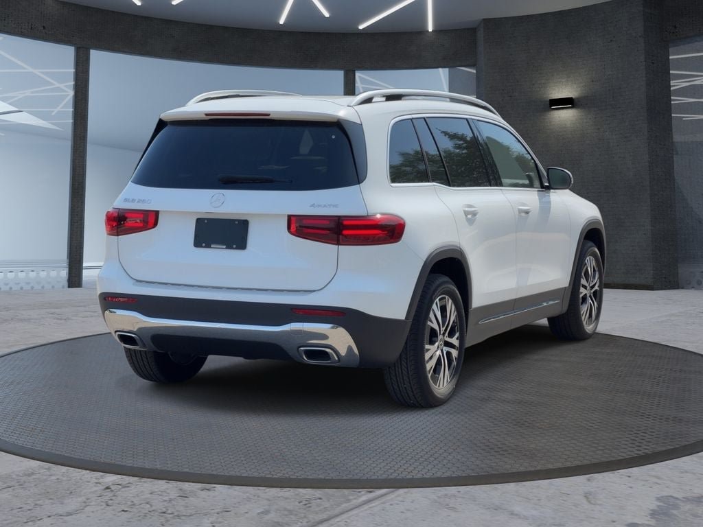 New 2026 Mercedes-Benz GLB 250 4MATIC image 4