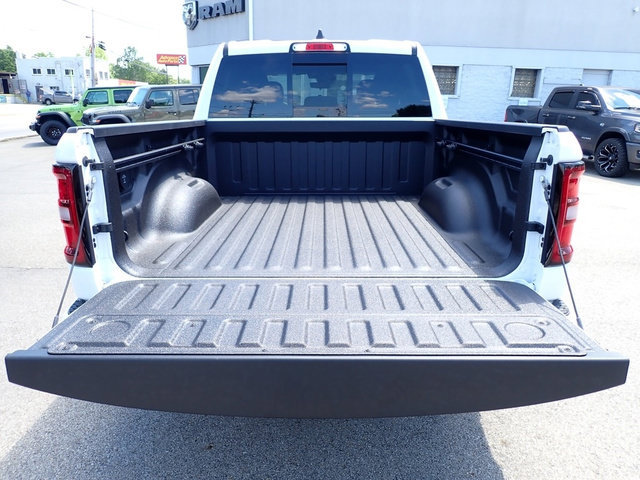 New 2026 RAM 1500 Express AWD/4WD image 7