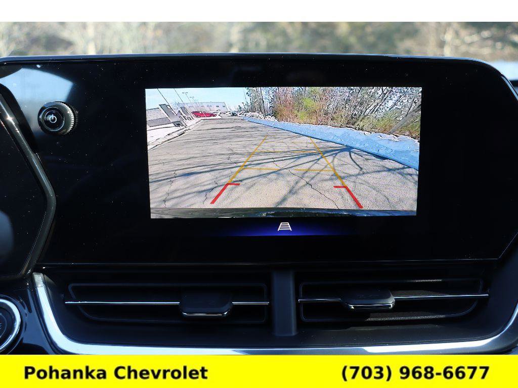 New 2026 Chevrolet Trax RS w/ Sunroof Package FWD image 16