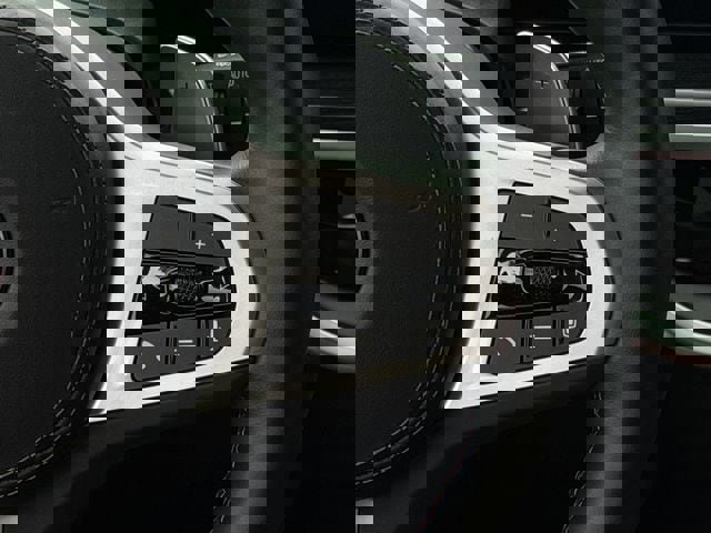 Used 2024 BMW X7 M60i w/ Executive Package image 15