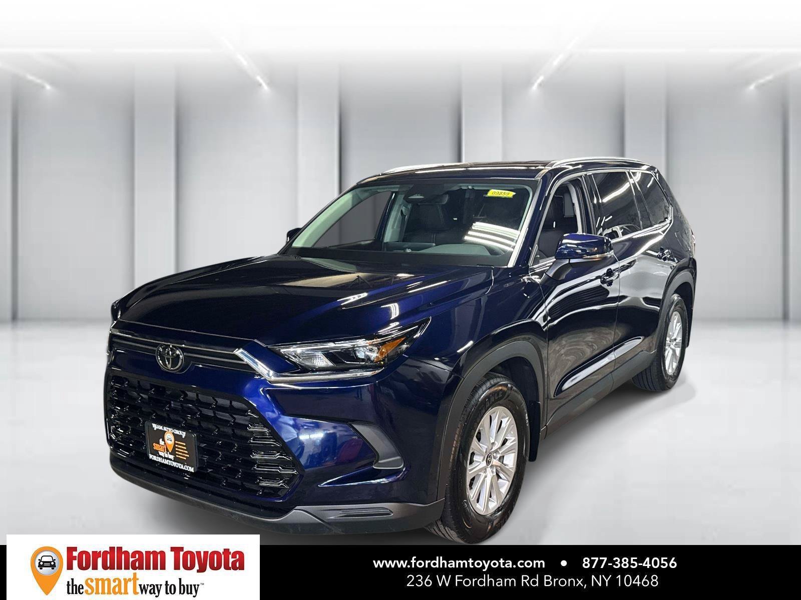 Used 2026 Toyota Grand Highlander AWD image 4
