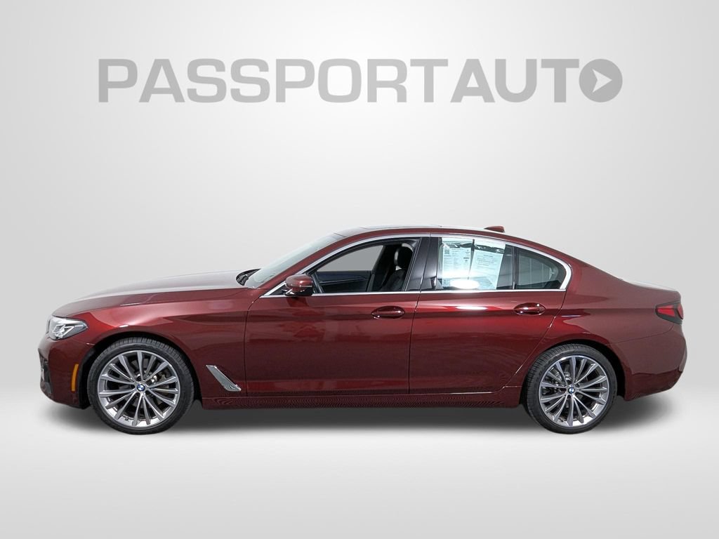 Certified 2023 BMW 530i xDrive w/ Premium Package AWD/4WD image 2